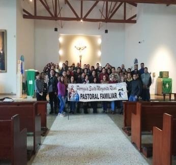 https://arquimedia.s3.amazonaws.com/353/equipos-parroquiales/p-la-candelariajpg.jpg
