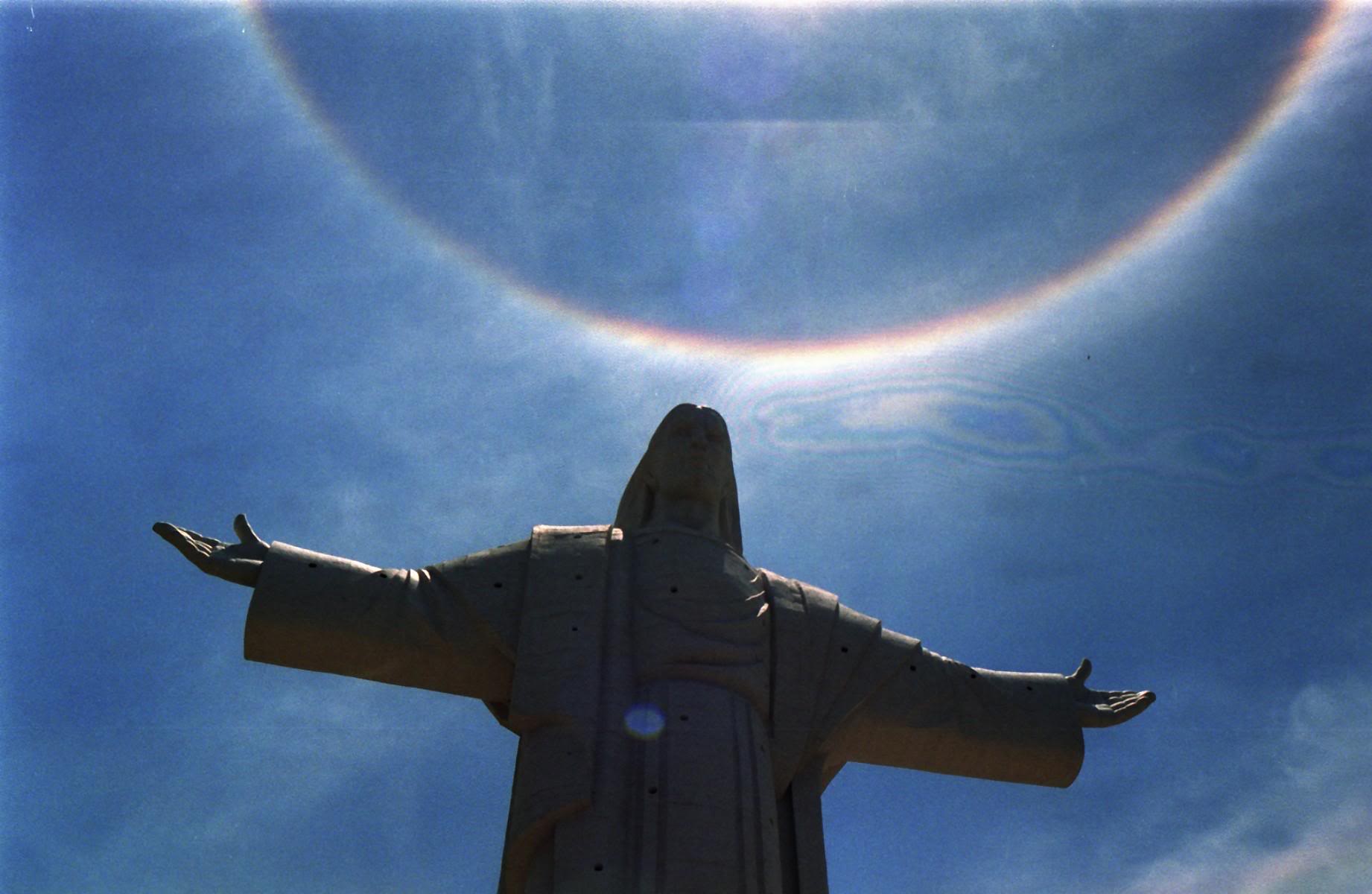 https://arquimedia.s3.amazonaws.com/1/doris/jesus-cristo-reyjpg-1.jpg