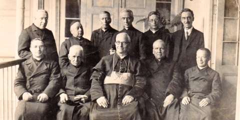 Monseñor Ismael Perdomo, ca. 1927. Colección fotográfica, Archivo Histórico Arquidiocesano.